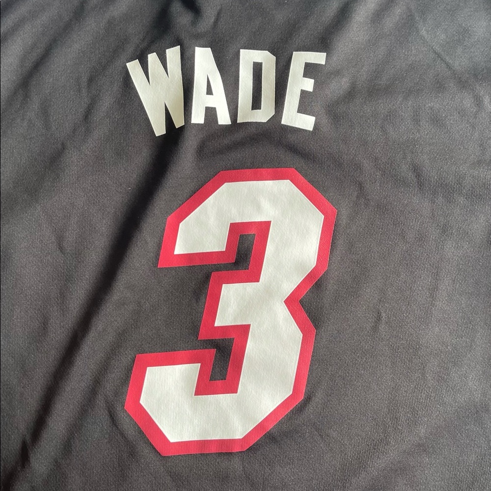 Miami Heat D. Wade Jersey size 2XL - Picture 5 of 7